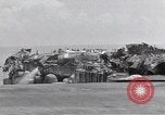 Standbild Cleanup nach USS Forrestal Feuer Golf von Tonkin Vietnam, 1967, aus Sekunde 53 historischem Filmmaterial Videoclip 65675031060
