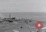 Standbild USS Forrestal Aufräumarbeiten nach Brand Golf von Tonkin Vietnam, 1967, aus Sekunde 14 historischem Filmmaterial Videoclip 65675031061