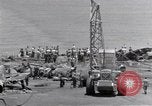 Standbild USS Forrestal Aufräumarbeiten nach Brand Golf von Tonkin Vietnam, 1967, aus Sekunde 24 historischem Filmmaterial Videoclip 65675031061