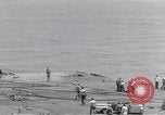 Standbild USS Forrestal Aufräumarbeiten nach Brand Golf von Tonkin Vietnam, 1967, aus Sekunde 28 historischem Filmmaterial Videoclip 65675031061