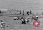 Standbild USS Forrestal Aufräumarbeiten nach Brand Golf von Tonkin Vietnam, 1967, aus Sekunde 40 historischem Filmmaterial Videoclip 65675031061