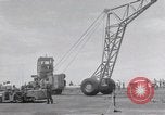Standbild USS Forrestal Feuer cleanup Golf von Tonkin Vietnam, 1967, aus Sekunde 9 historischem Filmmaterial Videoclip 65675031062
