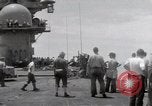 Standbild USS Forrestal Feuer cleanup Golf von Tonkin Vietnam, 1967, aus Sekunde 42 historischem Filmmaterial Videoclip 65675031062