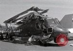 Standbild USS Forrestal Feuer cleanup Golf von Tonkin Vietnam, 1967, aus Sekunde 50 historischem Filmmaterial Videoclip 65675031062