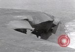 Standbild USS Forrestal Schäden durch Brand Golf von Tonkin Vietnam, 1967, aus Sekunde 29 historischem Filmmaterial Videoclip 65675031063