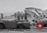Standbild USS Forrestal Schäden durch Brand Golf von Tonkin Vietnam, 1967, aus Sekunde 43 historischem Filmmaterial Videoclip 65675031063