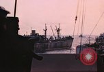Standbild Allied Schiff Konvoi Vereinigtes Königreich, 1944, aus Sekunde 17 historischem Filmmaterial Videoclip 65675031066