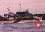 Standbild Allied Schiff Konvoi Vereinigtes Königreich, 1944, aus Sekunde 23 historischem Filmmaterial Videoclip 65675031066