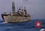 Standbild Allied Schiff Konvoi Vereinigtes Königreich, 1944, aus Sekunde 25 historischem Filmmaterial Videoclip 65675031066