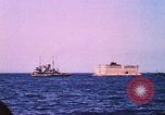 Standbild Allied Schiff Konvoi Vereinigtes Königreich, 1944, aus Sekunde 38 historischem Filmmaterial Videoclip 65675031066