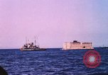 Standbild Allied Schiff Konvoi Vereinigtes Königreich, 1944, aus Sekunde 39 historischem Filmmaterial Videoclip 65675031066