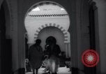 Immagine di Strade affollate di Tangeri Tangeri Marocco, 1938, secondo 57 filmato di repertorio 65675031068