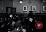 Standbild Juden Notunterkünfte London England, 1938, aus Sekunde 4 historischem Filmmaterial Videoclip 65675031073