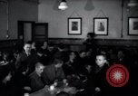 Standbild Juden Notunterkünfte London England, 1938, aus Sekunde 5 historischem Filmmaterial Videoclip 65675031073