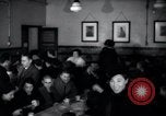 Standbild Juden Notunterkünfte London England, 1938, aus Sekunde 9 historischem Filmmaterial Videoclip 65675031073