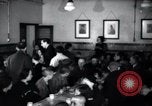 Standbild Juden Notunterkünfte London England, 1938, aus Sekunde 18 historischem Filmmaterial Videoclip 65675031073