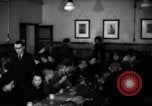 Standbild Juden Notunterkünfte London England, 1938, aus Sekunde 21 historischem Filmmaterial Videoclip 65675031073