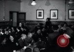Standbild Juden Notunterkünfte London England, 1938, aus Sekunde 31 historischem Filmmaterial Videoclip 65675031073