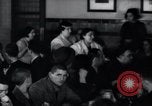 Standbild Juden Notunterkünfte London England, 1938, aus Sekunde 44 historischem Filmmaterial Videoclip 65675031073