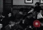 Standbild Juden Notunterkünfte London England, 1938, aus Sekunde 47 historischem Filmmaterial Videoclip 65675031073