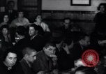 Standbild Juden Notunterkünfte London England, 1938, aus Sekunde 57 historischem Filmmaterial Videoclip 65675031073
