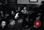 Standbild Juden Notunterkünfte London England, 1938, aus Sekunde 60 historischem Filmmaterial Videoclip 65675031073