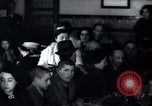 Standbild Juden Notunterkünfte London England, 1938, aus Sekunde 62 historischem Filmmaterial Videoclip 65675031073