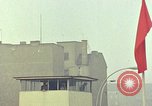 Standbild Berliner Mauer Berlin Deutschland, 1969, aus Sekunde 9 historischem Filmmaterial Videoclip 65675031082