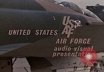 Standbild F-4E Flugzeug und Besatzung Vorbereitung und Start von Air Base Ramstein Ramstein Deutschland, 1969, aus Sekunde 25 historischem Filmmaterial Videoclip 65675031085