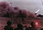 Standbild Die sowjetische Artillerie und Flugzeuge 1960s Sowjetunion, 1969, aus Sekunde 10 historischem Filmmaterial Videoclip 65675031088