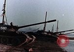 Standbild sowjetischen schwimmende Brücke Sowjetunion, 1969, aus Sekunde 4 historischem Filmmaterial Videoclip 65675031093