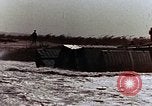 Standbild sowjetischen schwimmende Brücke Sowjetunion, 1969, aus Sekunde 13 historischem Filmmaterial Videoclip 65675031093
