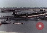 Standbild sowjetischen schwimmende Brücke Sowjetunion, 1969, aus Sekunde 36 historischem Filmmaterial Videoclip 65675031093