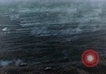 Standbild sowjetische Panzer und Hubschrauber Sowjetunion, 1969, aus Sekunde 5 historischem Filmmaterial Videoclip 65675031094