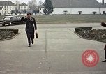 Standbild HQ USAFE Wiesbaden Deutschland, 1969, aus Sekunde 23 historischem Filmmaterial Videoclip 65675031096