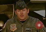 Standbild 79th Tactical Fighter Squadron an RAF Upper Heyford England, 1972, aus Sekunde 27 historischem Filmmaterial Videoclip 65675031100