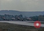 Immagine di Due F-4D fantasmi in missione Europa, 1969, secondo 3 filmato di repertorio 65675031107