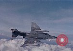 Immagine di Due F-4D fantasmi in missione Europa, 1969, secondo 38 filmato di repertorio 65675031107