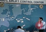 Immagine di USAFE-MAC centro di controllo Kaiserslautern in Germania, 1969, secondo 31 filmato di repertorio 65675031108