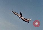 Immagine di Missili sovietici distrugge piano Europa, 1969, secondo 24 filmato di repertorio 65675031109