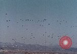 Immagine di US Army paracadutisti Europa, 1969, secondo 4 filmato di repertorio 65675031110