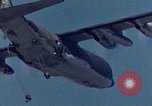 Immagine di US Army paracadutisti Europa, 1969, secondo 6 filmato di repertorio 65675031110