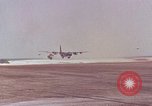 Immagine di C-130 e C-141 Europa, 1969, secondo 22 filmato di repertorio 65675031111