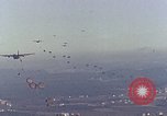 Immagine di US Army paracadutisti Europa, 1969, secondo 3 filmato di repertorio 65675031113