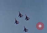 Immagine di Esercito degli Stati Uniti le colonne del serbatoio Europa, 1969, secondo 13 filmato di repertorio 65675031115