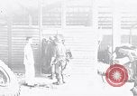 Standbild kommunistischen Essen Cache Malaya, 1959, aus Sekunde 1 historischem Filmmaterial Videoclip 65675031125