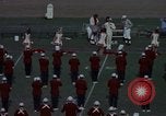 Standbild der Stanford University Band und Fußball-Spiel Palo Alto California USA, 1976, aus Sekunde 12 historischem Filmmaterial Videoclip 65675031127