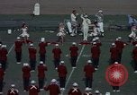 Standbild der Stanford University Band und Fußball-Spiel Palo Alto California USA, 1976, aus Sekunde 17 historischem Filmmaterial Videoclip 65675031127