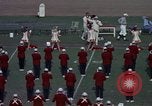 Standbild der Stanford University Band und Fußball-Spiel Palo Alto California USA, 1976, aus Sekunde 27 historischem Filmmaterial Videoclip 65675031127