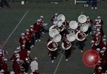 Standbild der Stanford University Band und Fußball-Spiel Palo Alto California USA, 1976, aus Sekunde 29 historischem Filmmaterial Videoclip 65675031127